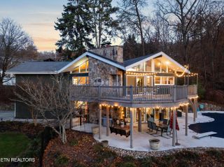 6809 Beaver Brook Drive, Knoxville, TN 37918