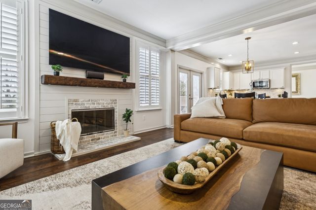 206 Roseman Way, Woodstock, GA 30188