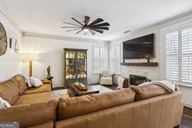 206 Roseman Way, Woodstock, GA 30188