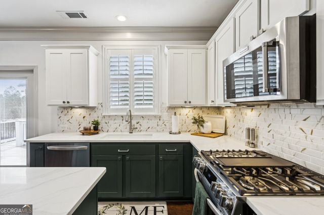 206 Roseman Way, Woodstock, GA 30188