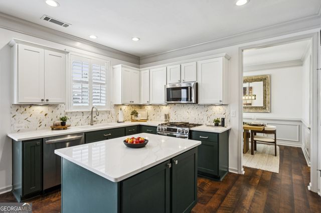 206 Roseman Way, Woodstock, GA 30188