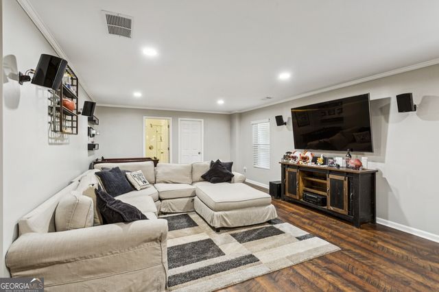 206 Roseman Way, Woodstock, GA 30188