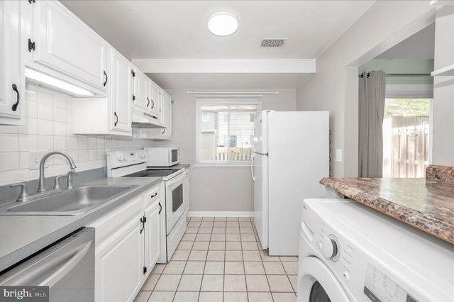 19378 KEYMAR WAY, Montgomery Village, MD 20886