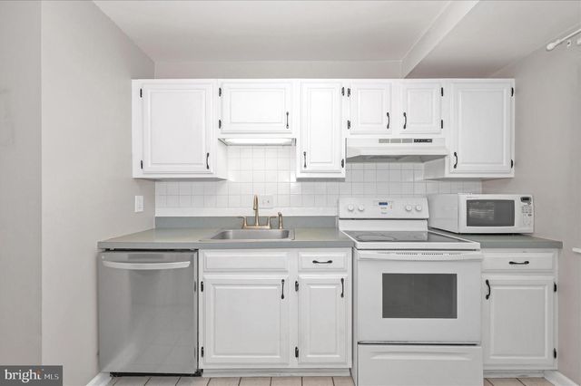 19378 KEYMAR WAY, Montgomery Village, MD 20886