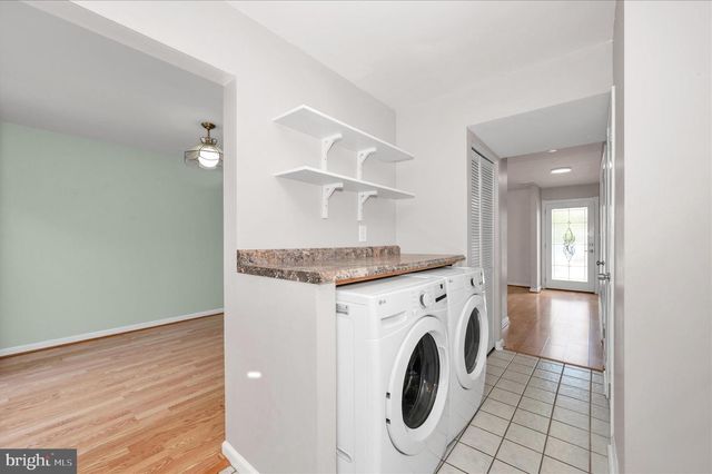 19378 KEYMAR WAY, Montgomery Village, MD 20886