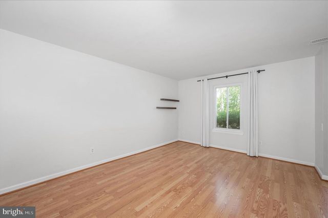 19378 KEYMAR WAY, Montgomery Village, MD 20886