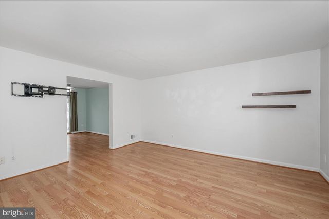 19378 KEYMAR WAY, Montgomery Village, MD 20886