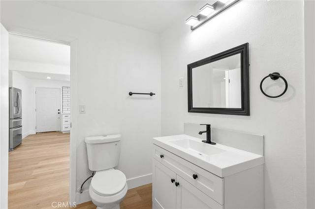 1574 Riverside, Barstow, CA 92311