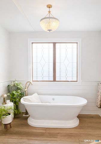 34 Orchard Road, Milford, CT 06460