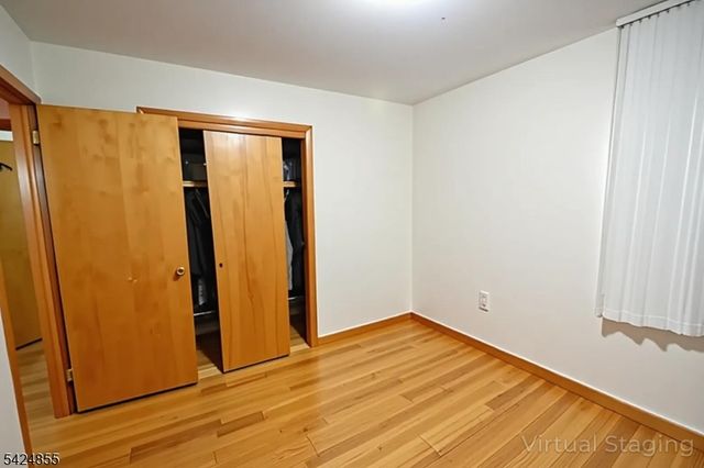 60 Scoles Ave, Clifton City, NJ 07012