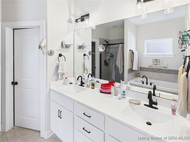 4179 Laverne Way, Jeffersonville, IN 47130