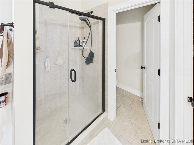 4179 Laverne Way, Jeffersonville, IN 47130