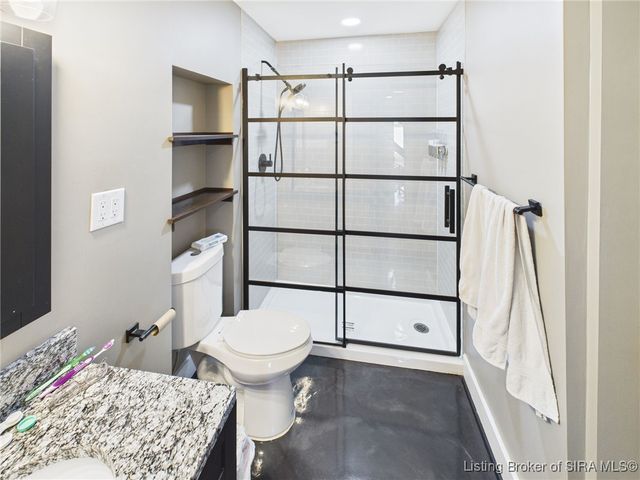 4179 Laverne Way, Jeffersonville, IN 47130