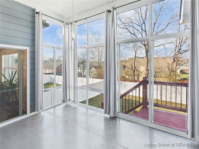 4179 Laverne Way, Jeffersonville, IN 47130