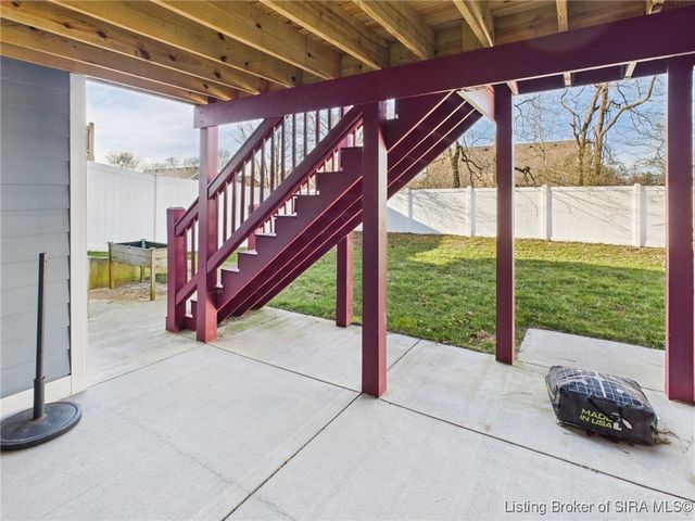 4179 Laverne Way, Jeffersonville, IN 47130