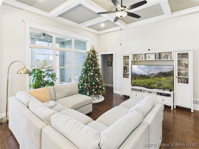 4179 Laverne Way, Jeffersonville, IN 47130