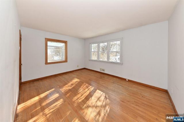 84 Maplewood Avenue, Hillsdale, NJ 07642