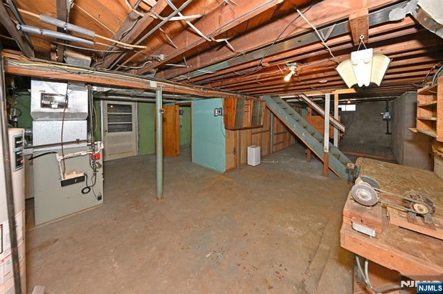 84 Maplewood Avenue, Hillsdale, NJ 07642