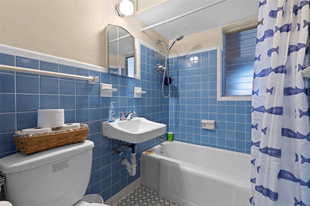 Image 26 of property listing at 1014 S 7TH STREET, Fort Pierce, FL 34950