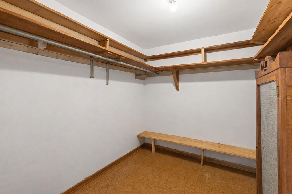 Image 10 of property listing at 1014 S 7TH STREET, Fort Pierce, FL 34950