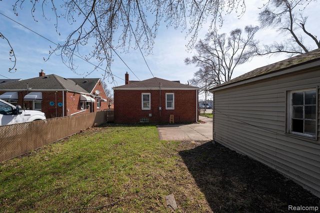 22739 David Avenue, Eastpointe, MI 48021