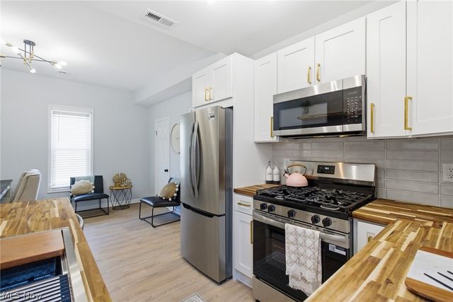 28924 Hazel Avenue, Wickliffe, OH 44092