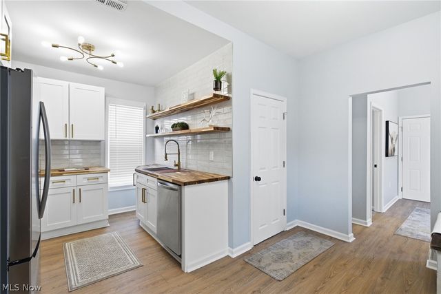 28924 Hazel Avenue, Wickliffe, OH 44092