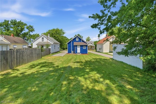 28924 Hazel Avenue, Wickliffe, OH 44092