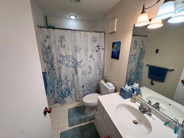 100 Rosemary 109, Needham, MA 02494