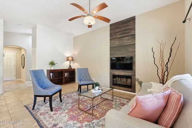 762 E LADDOOS Avenue, Queen Creek, AZ 85140