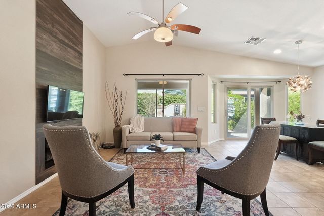 762 E LADDOOS Avenue, Queen Creek, AZ 85140