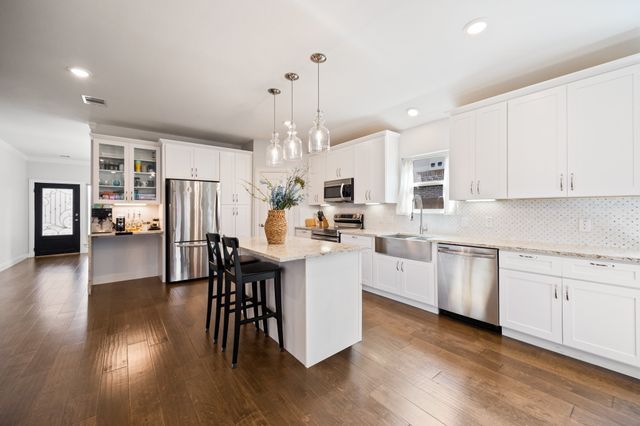 1059 Lake Trail Drive, Little Elm, TX 75068