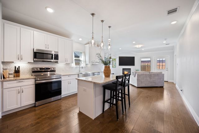 1059 Lake Trail Drive, Little Elm, TX 75068