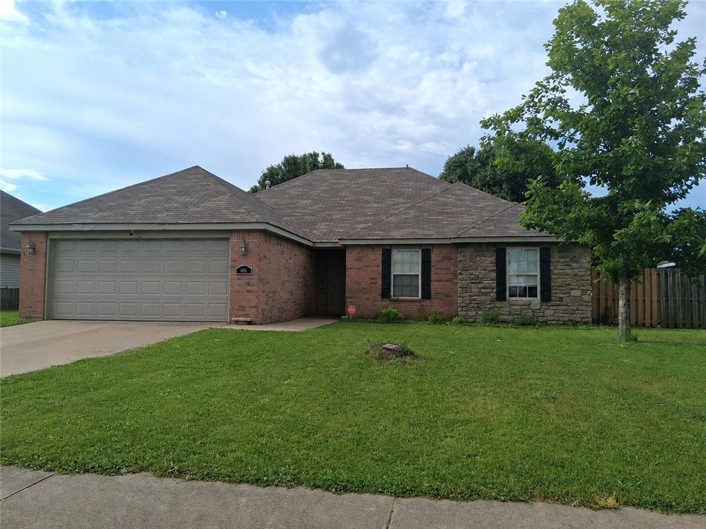 406 E Post Road, Rogers, AR 72758