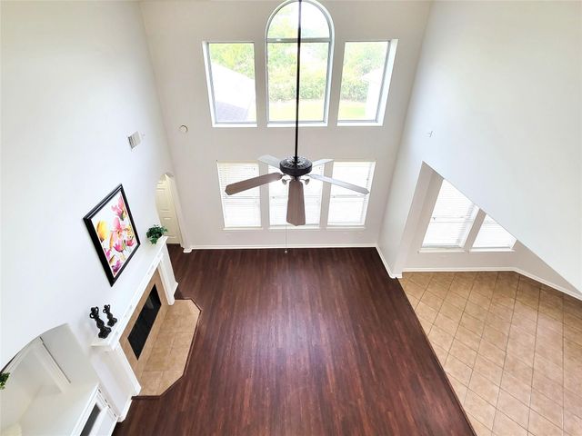17715 Laguna Trail Drive, Houston, TX 77095