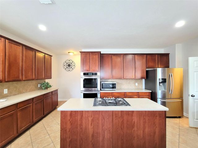 17715 Laguna Trail Drive, Houston, TX 77095