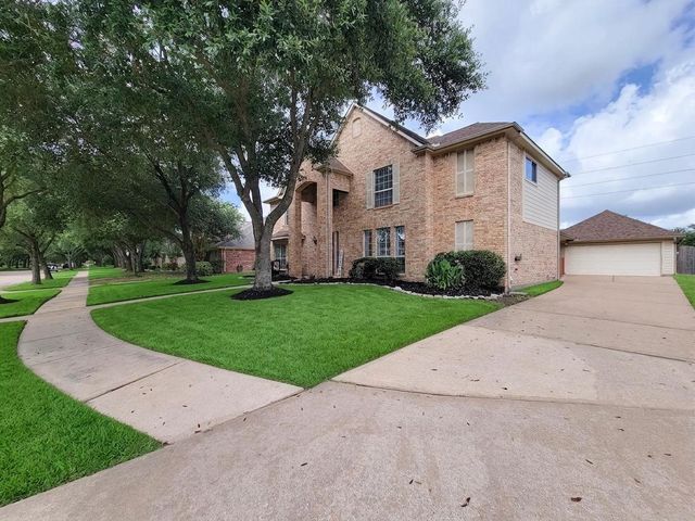17715 Laguna Trail Drive, Houston, TX 77095