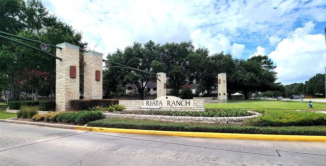 17715 Laguna Trail Drive, Houston, TX 77095