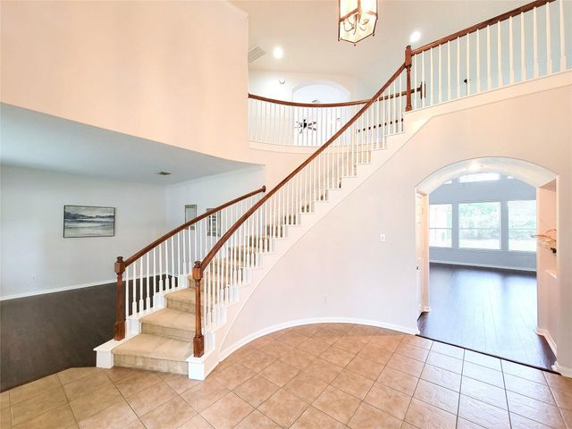 17715 Laguna Trail Drive, Houston, TX 77095