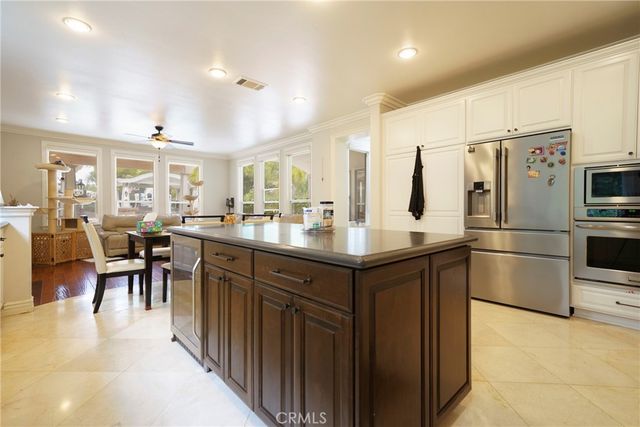 2201 W Snead Street, La Habra, CA 90631