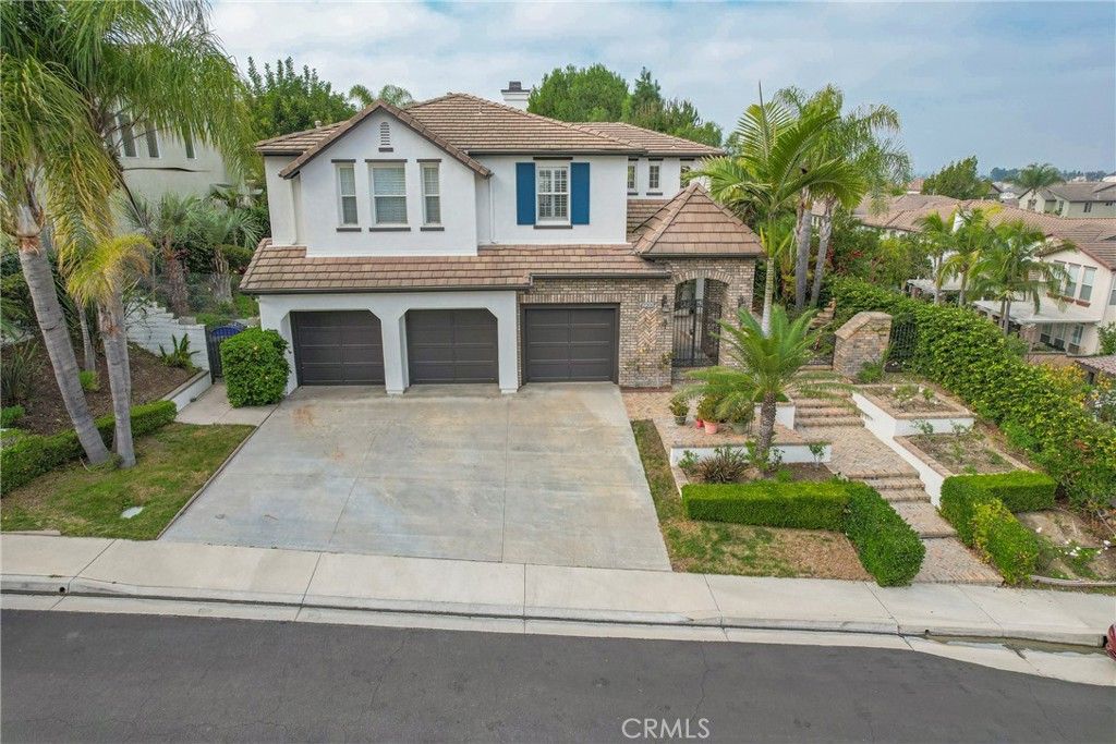 2201 W Snead Street, La Habra, CA 90631