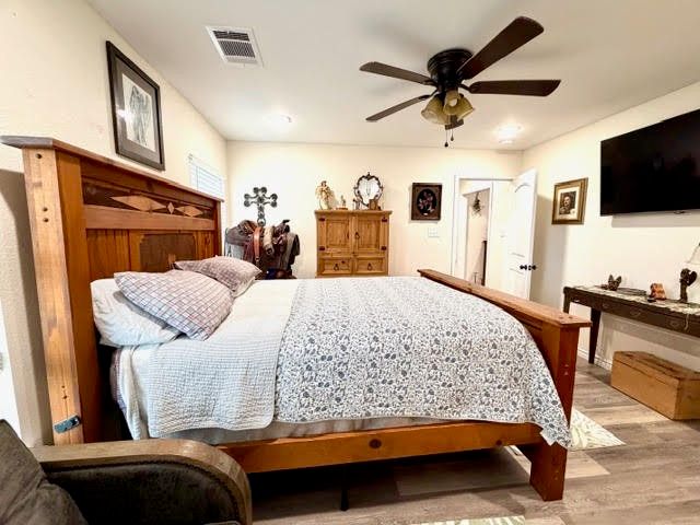 12107 Split Oak Drive, Poynor, TX 75782