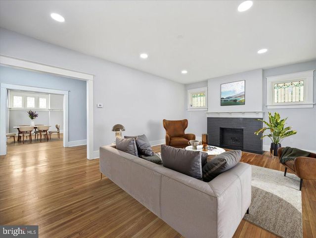 836 OAK HILL AVE, Hagerstown, MD 21742