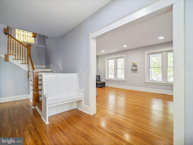 836 OAK HILL AVE, Hagerstown, MD 21742