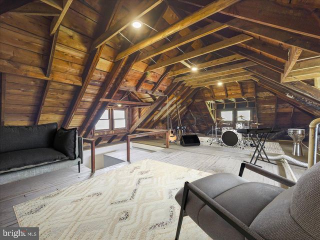 836 OAK HILL AVE, Hagerstown, MD 21742