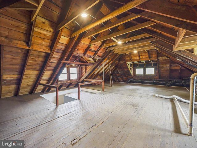 836 OAK HILL AVE, Hagerstown, MD 21742