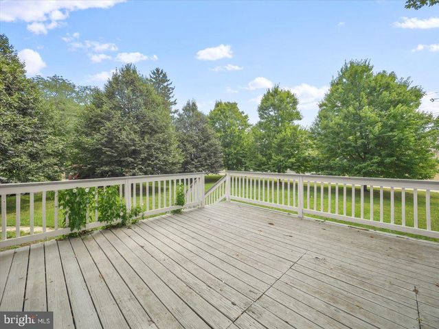 836 OAK HILL AVE, Hagerstown, MD 21742