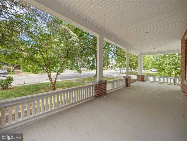 836 OAK HILL AVE, Hagerstown, MD 21742