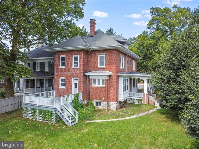 836 OAK HILL AVE, Hagerstown, MD 21742