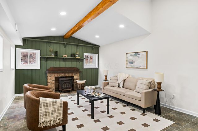 780 National Road SE, Hebron, OH 43025